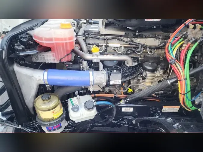2020 FREIGHTLINER CA126