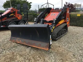 DITCH WITCH SK7B6 6-WAY BACKFILL BLADE