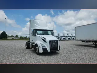 2019 Volvo VNL300