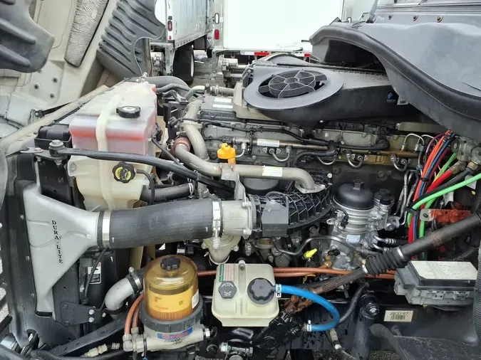 2017 FREIGHTLINER/MERCEDES CASCADIA 125