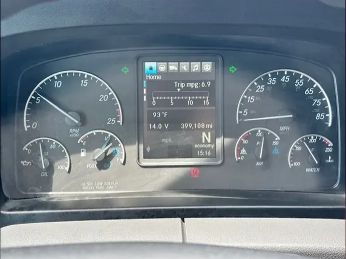 2021 Freightliner PT126SLP