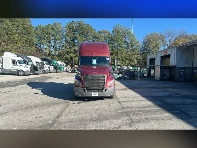 2021 Freightliner Cascadia 126