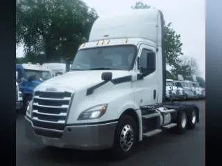 2020 FREIGHTLINER NEW CASCADIA PX12664