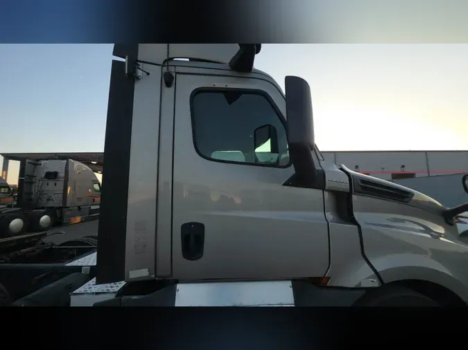 2020 Freightliner Cascadia 12647f477e6e4b656f6fe6978ceb0396c0e