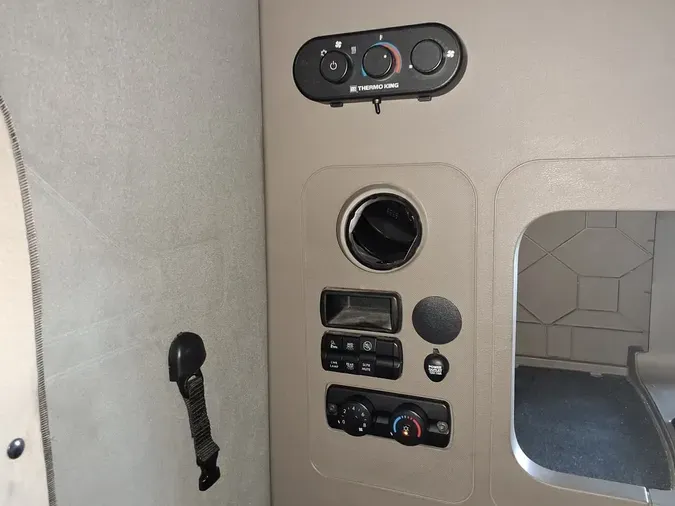 2019 FREIGHTLINER/MERCEDES CASCADIA 125