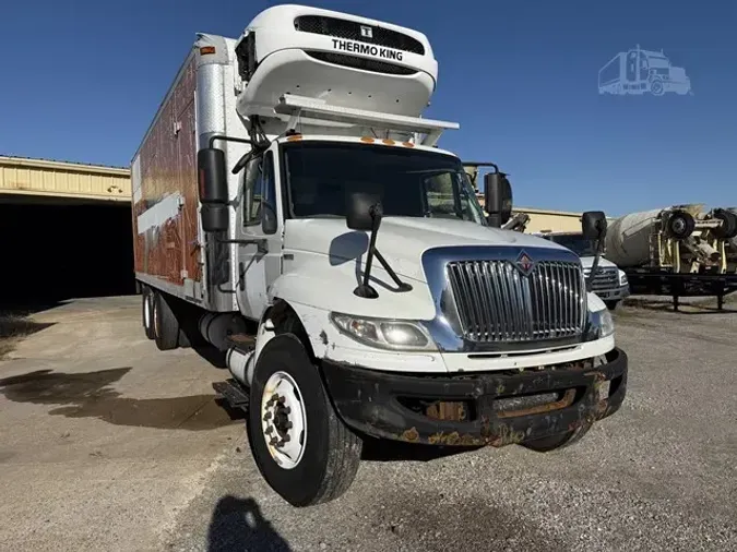 2012 INTERNATIONAL DURASTAR 4400