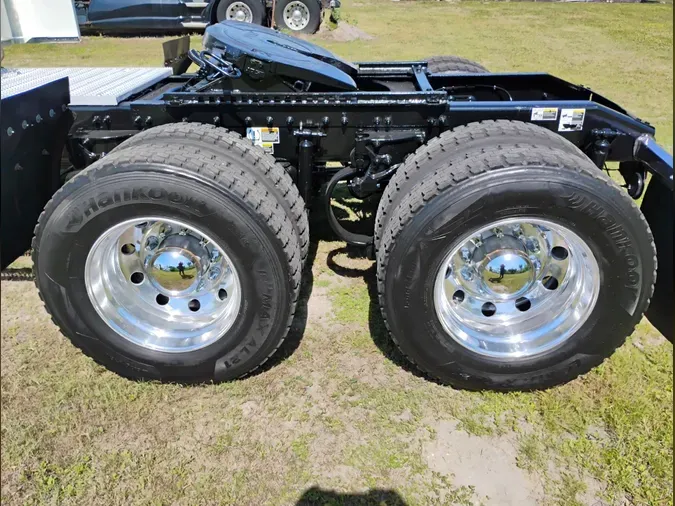 2022 Peterbilt 57947f74a24b9d24767191634b0f966d4a7