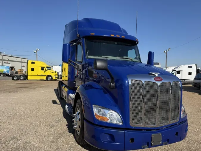 2022 Peterbilt 579