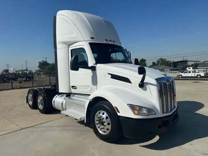 2022 Peterbilt 57947f9f3a2c8de44d9b92dad4e29866558
