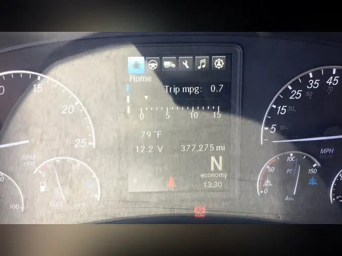 2022 Freightliner Cascadia 126