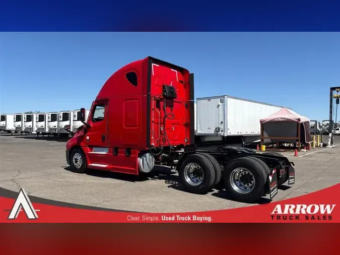 2022 FREIGHTLINER CA126