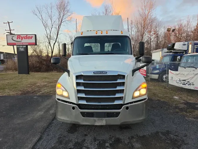 2019 FREIGHTLINER/MERCEDES NEW CASCADIA PX12664