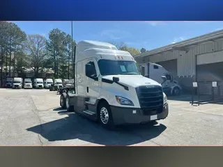 2021 Freightliner Cascadia 126