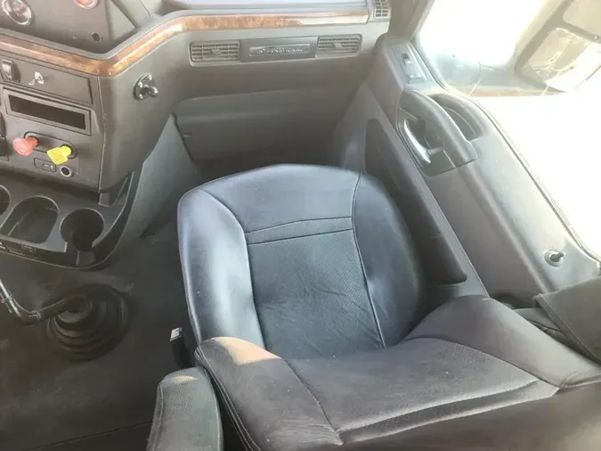 2019 International LT&reg; Series