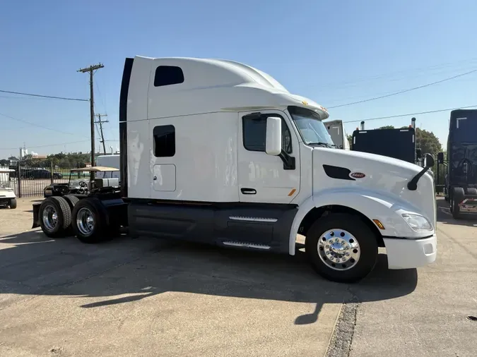 2022 Peterbilt 579