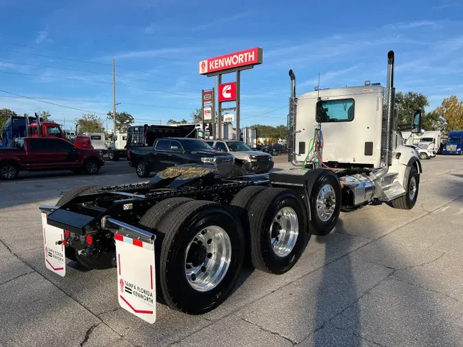 2026 Kenworth T88048021961ed6a6e5fe7c5fe382b1e7942