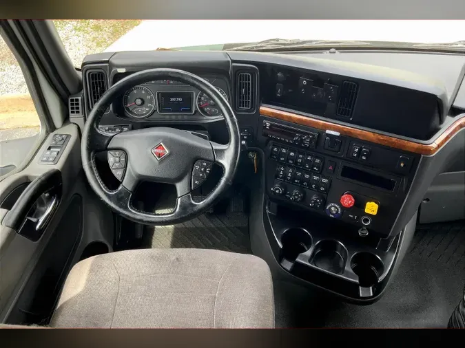 2021 INT LT625 6x4