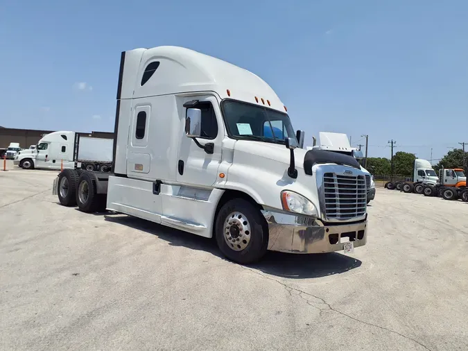 2018 FREIGHTLINER/MERCEDES CASCADIA 125