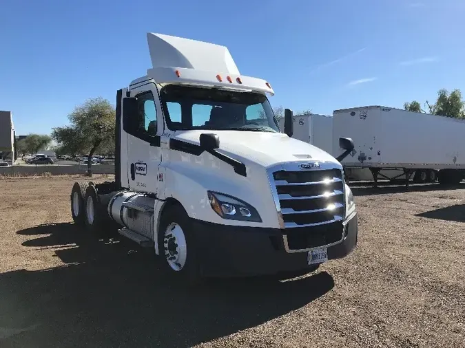 2018 Freightliner T12664ST4807895789a0ca7acbf10021be2f64bb