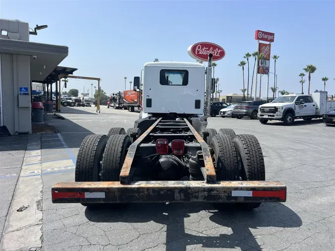 2017 Peterbilt 567
