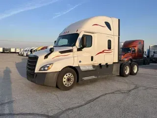2022 FREIGHTLINER CA126