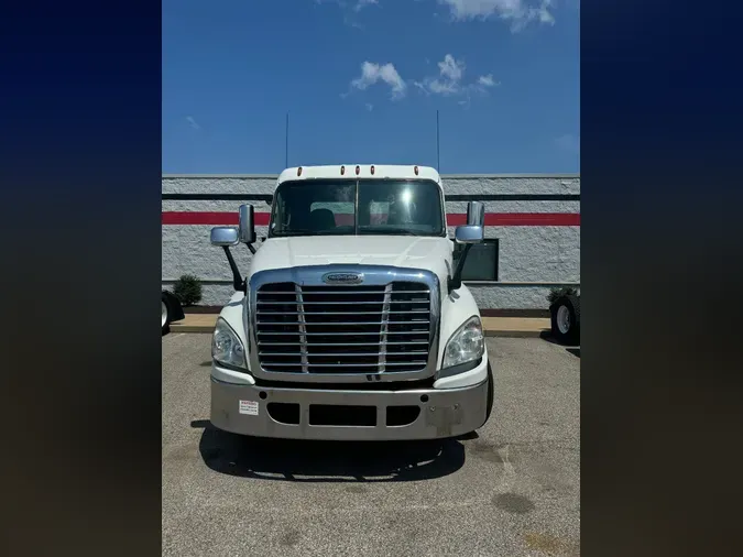 2017 FREIGHTLINER/MERCEDES CASCADIA 125