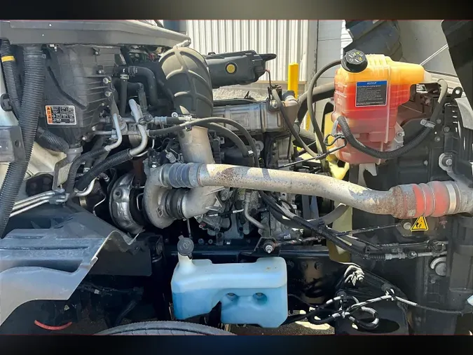 2022 INT LT625 6x4