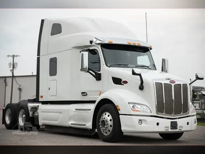 2022 PETERBILT 579