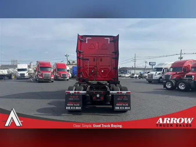 2022 FREIGHTLINER CA126