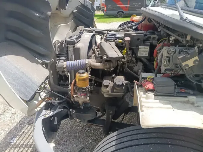 2020 FREIGHTLINER M2 106
