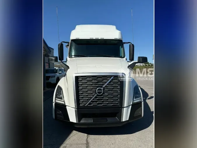 2020 VOLVO VNL64T760