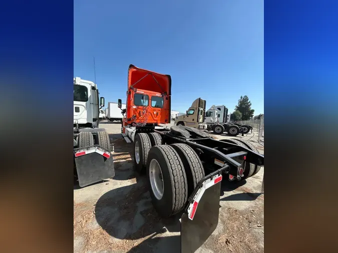 2018 FREIGHTLINER CASCADIA 125