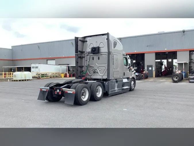 2023 Freightliner Cascadia 1264828973682279924371ec3e889872302