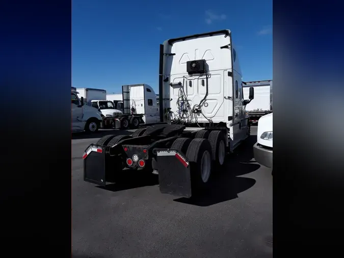 2020 FREIGHTLINER/MERCEDES CASCADIA 125