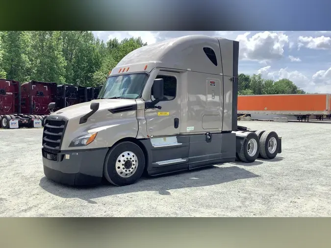2021 Freightliner Cascadia