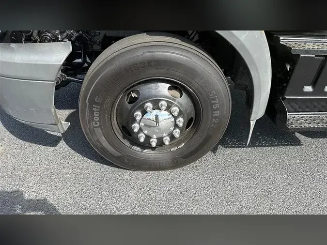 2019 INTERNATIONAL RH613