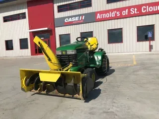 0 John Deere GT235