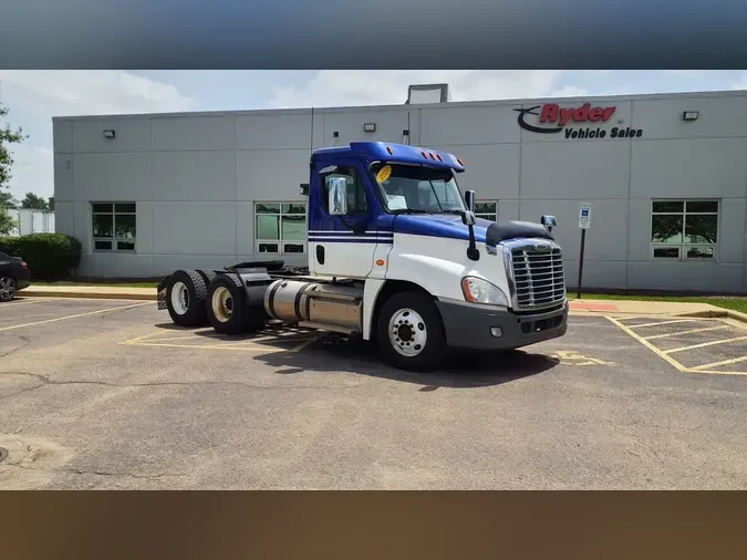 2020 FREIGHTLINER/MERCEDES CASCADIA 12548327cf85af1eef4c7d07b76bc2e8f81
