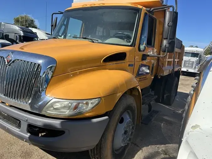 2013 INTERNATIONAL DURASTAR 4300