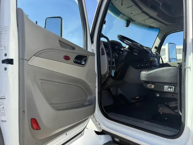 2021 Peterbilt 5794834b23a86862d9d28389876872a9f49