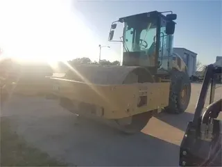 2019 CATERPILLAR CS64B