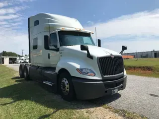 2020 INTERNATIONAL LT625