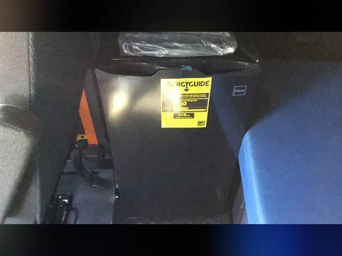 2023 Freightliner Cascadia 126483d0a355e573aa41d9585526b615b62