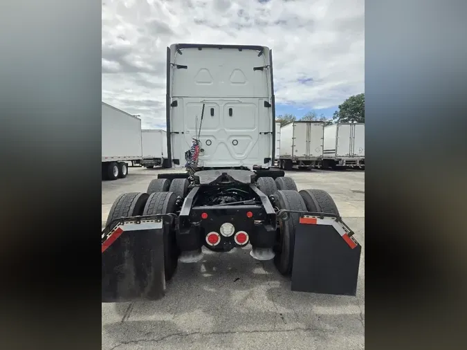 2019 FREIGHTLINER/MERCEDES CASCADIA 125