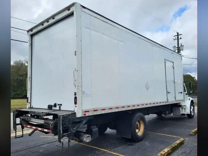 2018 FREIGHTLINER/MERCEDES M2 106