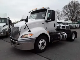 2019 NAVISTAR INTERNATIONAL RH613 DAYCAB S/A