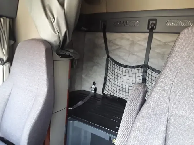 2020 FREIGHTLINER CASCADIA 125