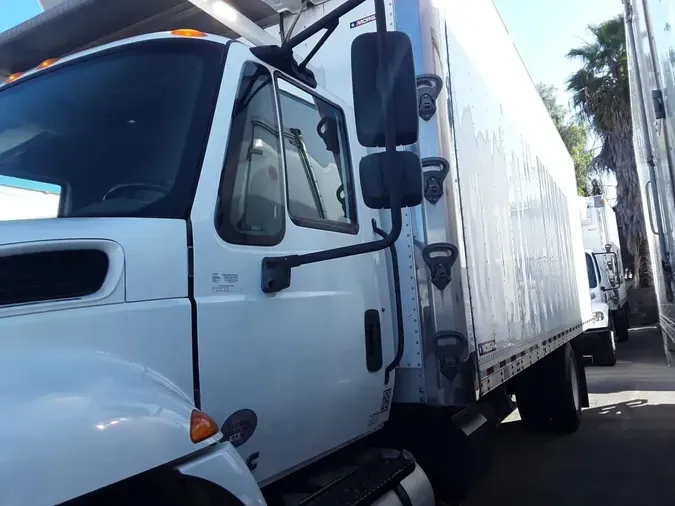 2019 NAVISTAR INTERNATIONAL 4300