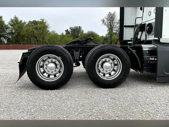 2021 INT LT625 6x4