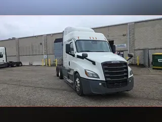 2022 Freightliner Cascadia 126